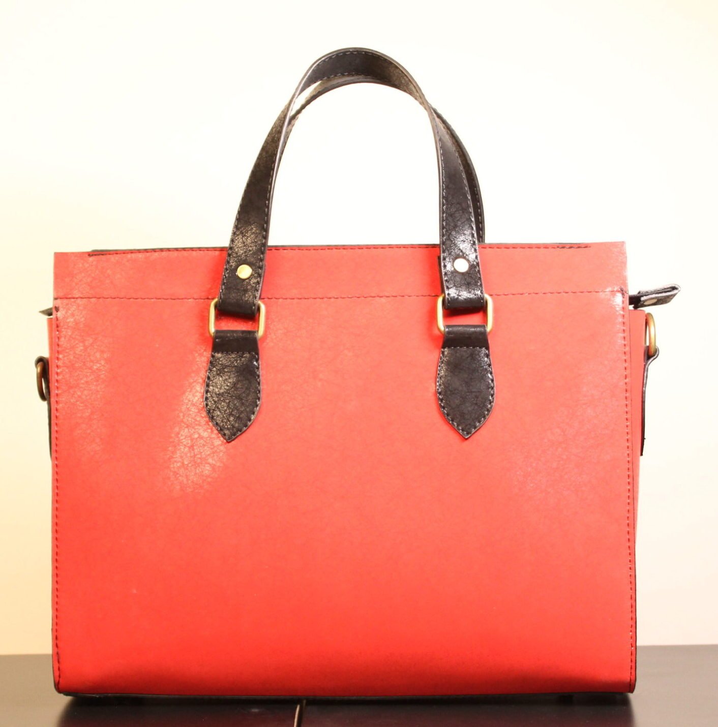 WD Punk Handbag RED - Image 6